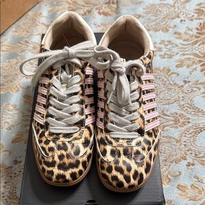 ShuShop Stevie Sneakers Leopard Print Women's Sneakers w/ Pink Accents size 6.5